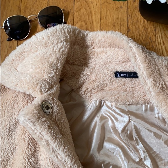 BOUTIQUE Cream Teddy Coat - Picture 5 of 5